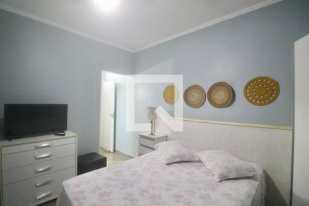 Suíte de apartamento para alugar com 3 quartos, 120m² em Jardim das Palmas, Guarujá
