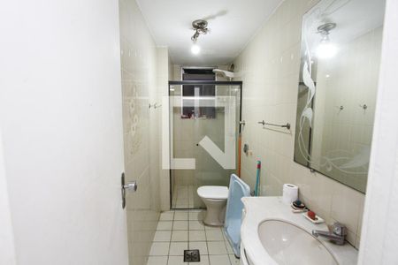 Banheiro Social de apartamento à venda com 3 quartos, 100m² em Grajaú, Belo Horizonte