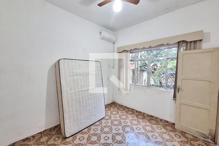 Quarto de casa para alugar com 3 quartos, 200m² em Vila Santa Alice, Duque de Caxias