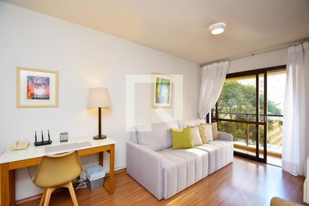 Sala de estar de apartamento à venda com 1 quarto, 45m² em Jardim Paulista, São Paulo