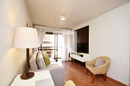 Sala de estar de apartamento à venda com 1 quarto, 45m² em Jardim Paulista, São Paulo