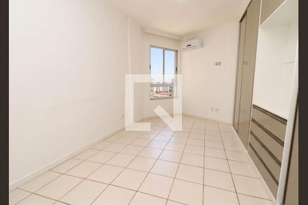 Apartamento para alugar com 3 quartos, 136m² em Costa Azul, Salvador
