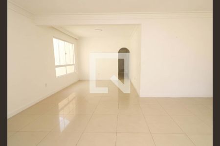 Apartamento para alugar com 3 quartos, 136m² em Costa Azul, Salvador