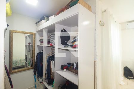 Closet do Quarto 1 de casa para alugar com 2 quartos, 80m² em Campo Grande, Rio de Janeiro