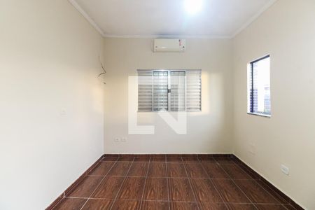 Quarto 1 de casa de condomínio para alugar com 2 quartos, 80m² em Vila Sao Geraldo, São Paulo