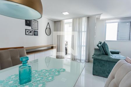 Sala de apartamento para alugar com 2 quartos, 60m² em Vila dos Remedios, São Paulo
