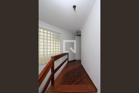 Corredor suítes  de casa para alugar com 5 quartos, 275m² em Vila Sonia, São Paulo