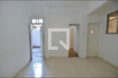 Sala de apartamento para alugar com 2 quartos, 65m² em Benfica, Rio de Janeiro