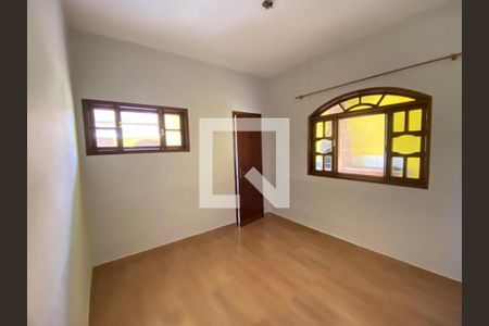 Quarto de casa para alugar com 2 quartos, 100m² em Jardim Mariléa, Rio das Ostras