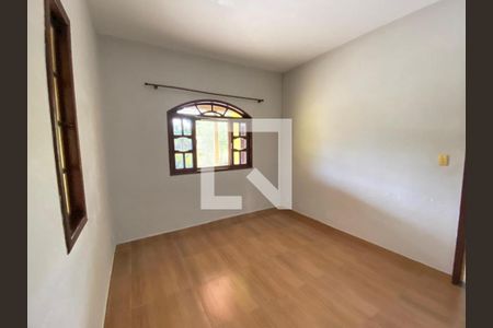 Quarto de casa para alugar com 2 quartos, 100m² em Jardim Mariléa, Rio das Ostras