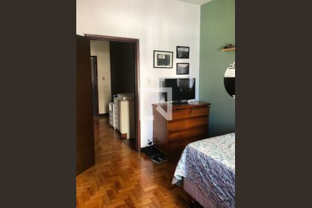 Casa à venda com 4 quartos, 220m² em Vila Olímpia, São Paulo
