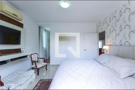 Casa à venda com 4 quartos, 264m² em Pinheiros, São Paulo