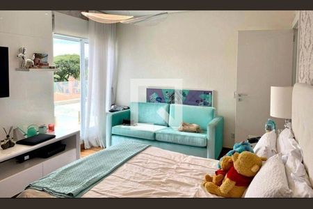 Casa à venda com 3 quartos, 450m² em Pacaembu, São Paulo