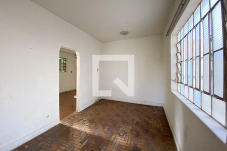Sala de casa à venda com 4 quartos, 240m² em Floresta, Belo Horizonte