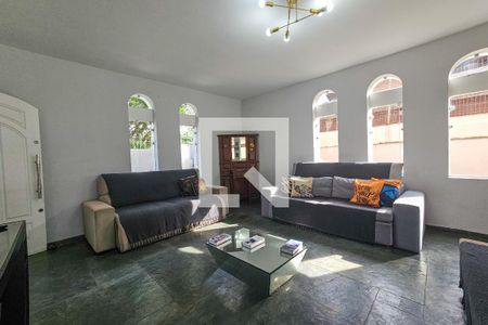 Casa para alugar com 4 quartos, 2000m² em Jardim Virginia, Guarujá