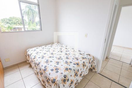quarto 1 de apartamento para alugar com 2 quartos, 43m² em Planalto, Belo Horizonte