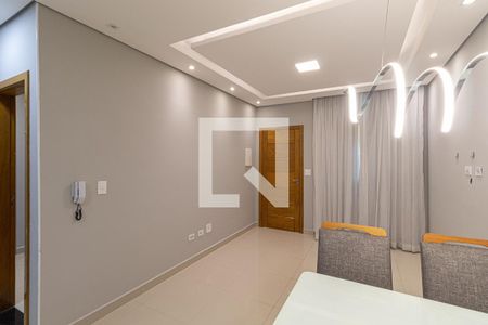 Sala e Cozinha  de apartamento para alugar com 2 quartos, 45m² em Vila Nhocuné, São Paulo
