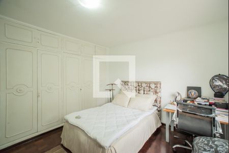 Quarto 1 de casa para alugar com 4 quartos, 210m² em Mirandópolis, São Paulo