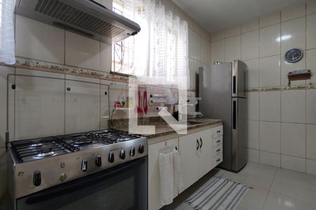 Cozinha  de casa de condomínio à venda com 5 quartos, 218m² em Taquara, Rio de Janeiro