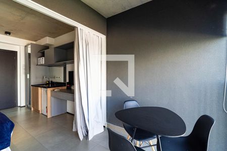 Varanda de kitnet/studio para alugar com 1 quarto, 24m² em Bela Vista, São Paulo