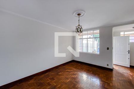 Sala de casa à venda com 2 quartos, 113m² em Vila Claudia, São Paulo
