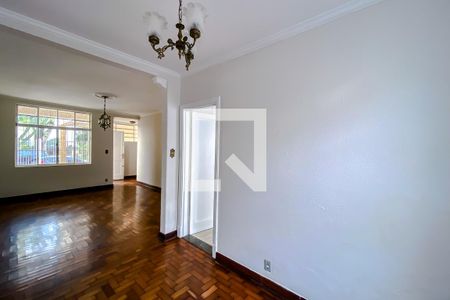 Sala de casa à venda com 2 quartos, 113m² em Vila Claudia, São Paulo