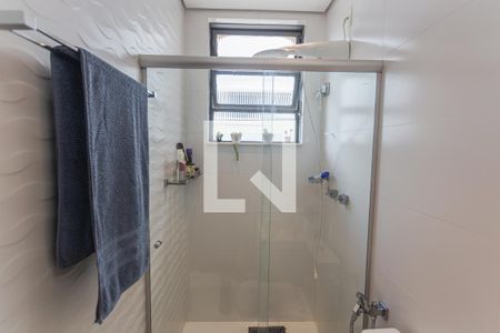 Banheiro da Suíte 1 de apartamento à venda com 3 quartos, 90m² em Cidade Nova, Belo Horizonte