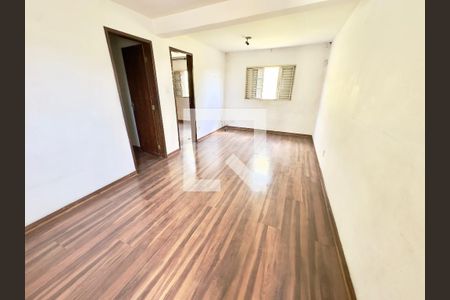 Sala de casa à venda com 2 quartos, 70m² em Parque Pedro II, Belo Horizonte