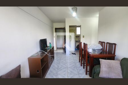 Sala  de apartamento para alugar com 1 quarto, 50m² em Brotas, Salvador