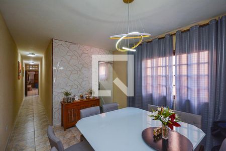Casa à venda com 4 quartos, 340m² em Jardim Primavera, São Paulo