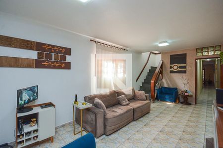 Casa à venda com 4 quartos, 340m² em Jardim Primavera, São Paulo