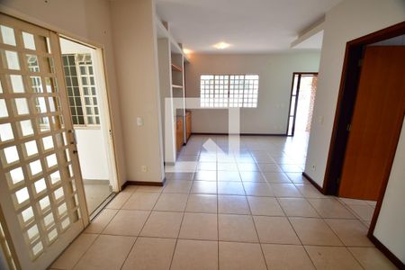 Sala de casa para alugar com 3 quartos, 140m² em Cidade Universitária, Campinas