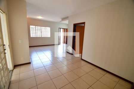 Sala de casa para alugar com 3 quartos, 140m² em Cidade Universitária, Campinas