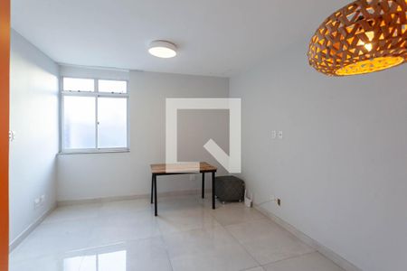 Apartamento para alugar com 3 quartos, 110m² em Santa Monica, Belo Horizonte