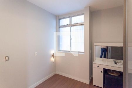 Quarto 1 de apartamento para alugar com 3 quartos, 110m² em Santa Monica, Belo Horizonte