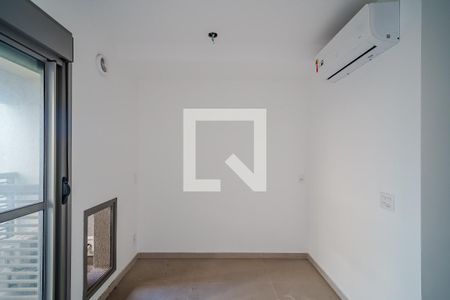 Sala/Quarto de kitnet/studio à venda com 1 quarto, 28m² em Butantã, São Paulo