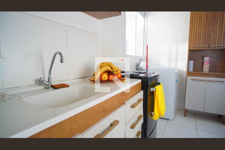 Cozinha de apartamento para alugar com 2 quartos, 40m² em Jardim Dona Leopoldina, Porto Alegre