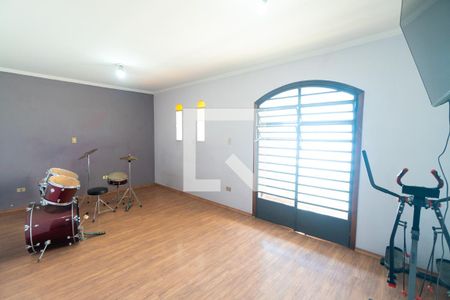 Quarto 1 de casa para alugar com 3 quartos, 126m² em Jardim Oriental, São Paulo