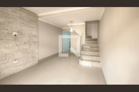 Sala de casa de condomínio para alugar com 2 quartos, 58m² em Vila Constancia, São Paulo