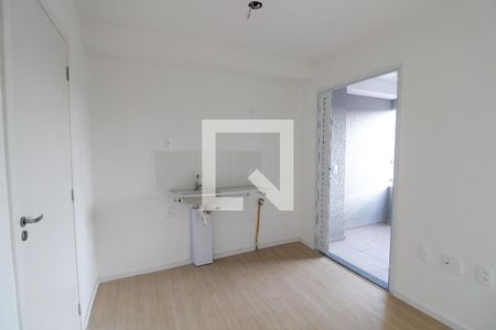 Sala/Cozinha de apartamento para alugar com 2 quartos, 30m² em Ferreira, São Paulo
