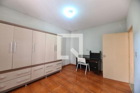 Quarto 1 de casa à venda com 2 quartos, 160m² em Jardim Mimar, São Paulo