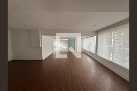 Sala de casa à venda com 3 quartos, 514m² em Hugo Lange, Curitiba