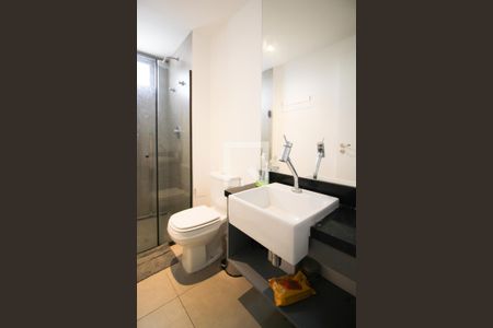 Banheiro de apartamento à venda com 1 quarto, 25m² em Indianópolis, São Paulo
