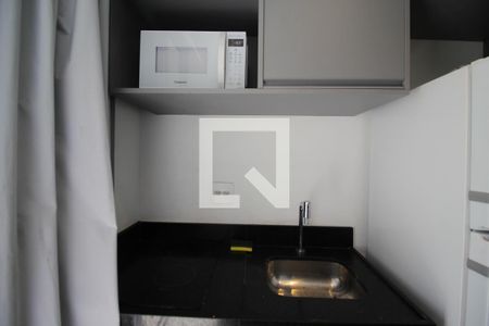 Cozinha de apartamento à venda com 1 quarto, 25m² em Indianópolis, São Paulo