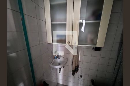 Lavabo de apartamento para alugar com 2 quartos, 66m² em Recreio dos Bandeirantes, Rio de Janeiro