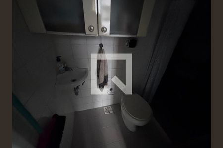 Lavabo de apartamento para alugar com 2 quartos, 66m² em Recreio dos Bandeirantes, Rio de Janeiro