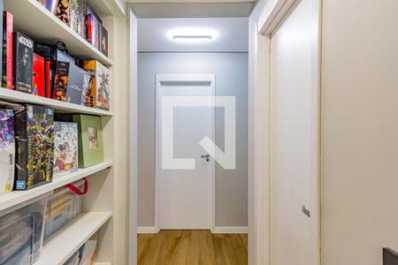 Corredor de apartamento à venda com 3 quartos, 94m² em Santo Amaro, São Paulo