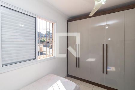 Quarto 1 de casa à venda com 2 quartos, 72m² em Parque Guarani, São Paulo