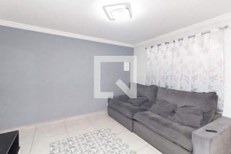Sala de casa à venda com 2 quartos, 72m² em Parque Guarani, São Paulo