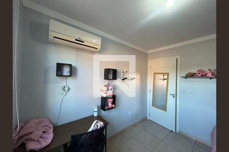 Quarto 1 de casa à venda com 4 quartos, 170m² em Harmonia, Canoas